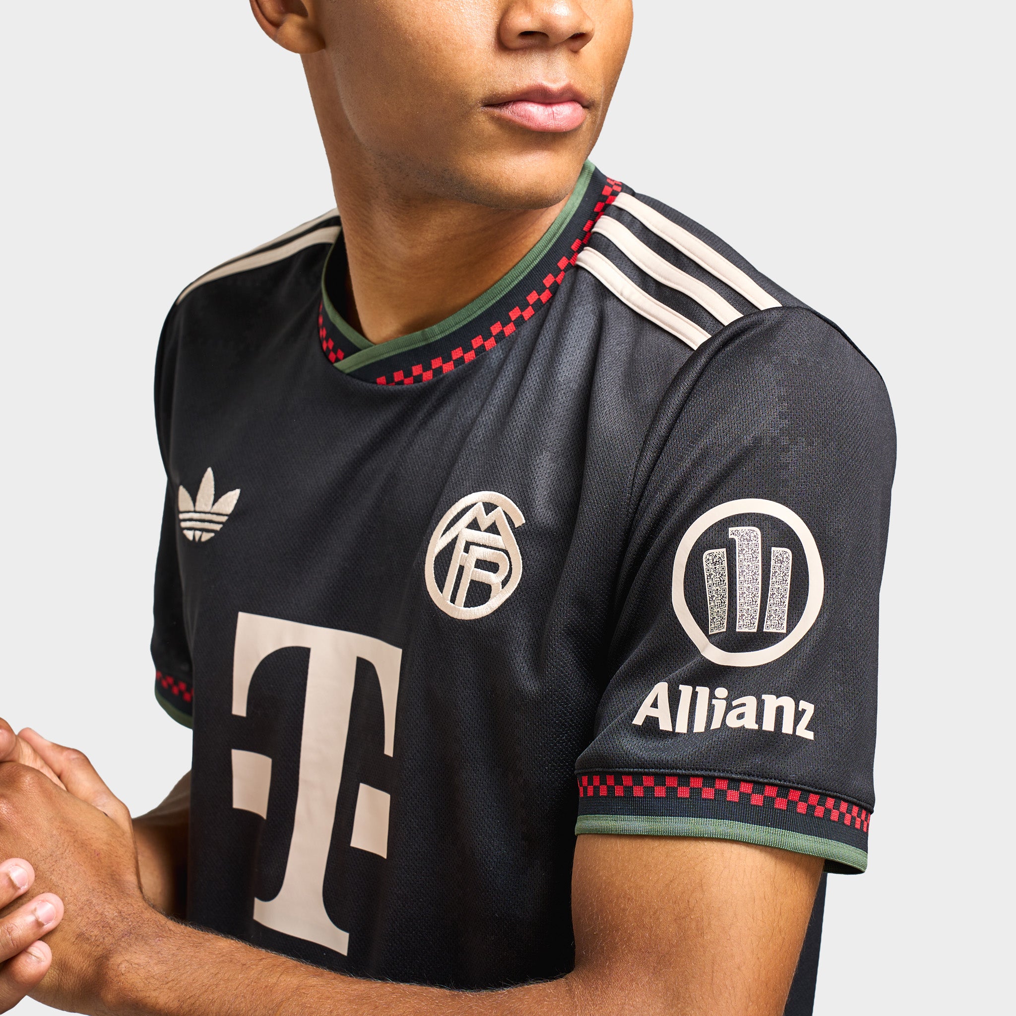 adidas FC Bayern 25/26 Third Jersey / Black – JD Sports
