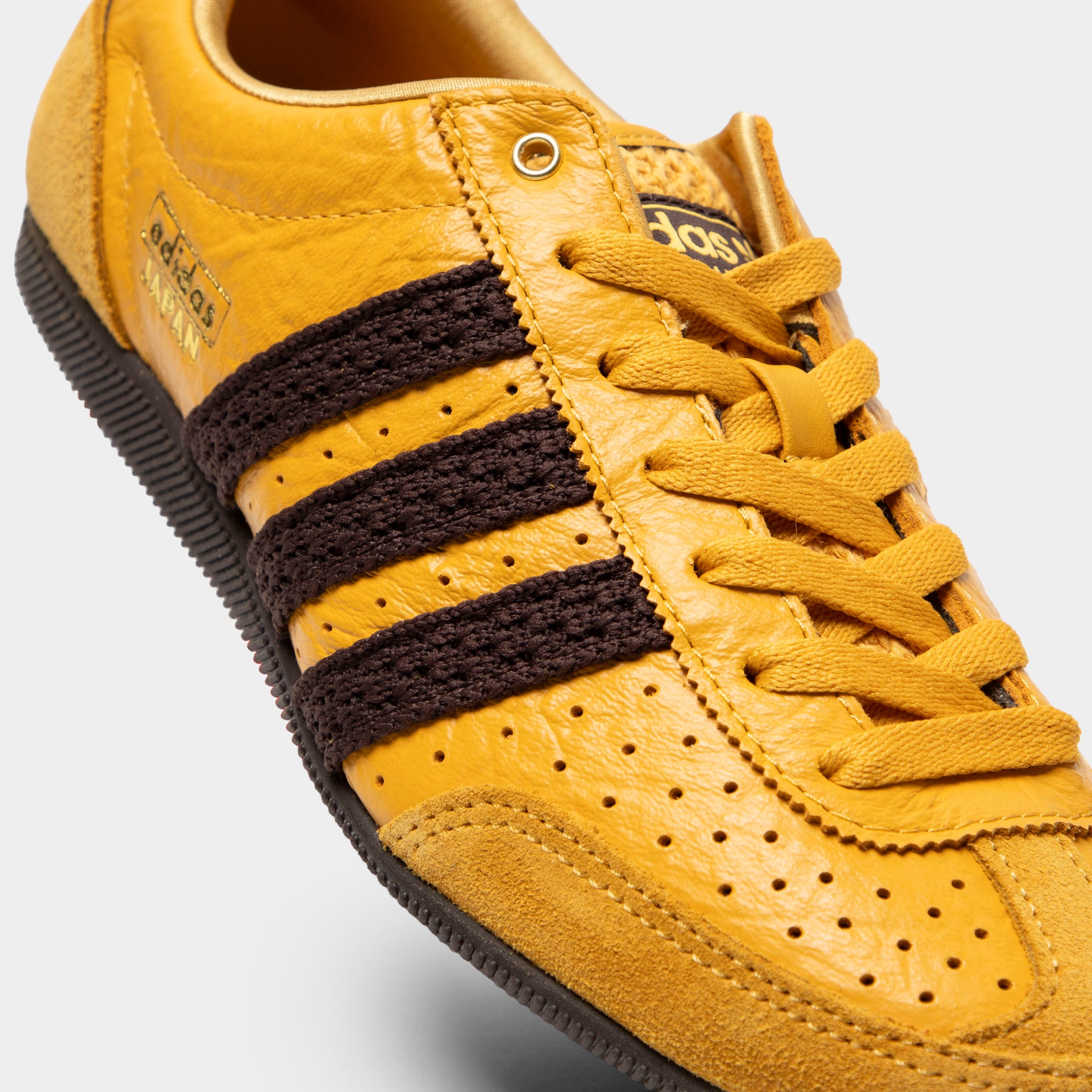 adidas Women's JAPAN Preloved Yellow / Aurora Coffee - Gold
