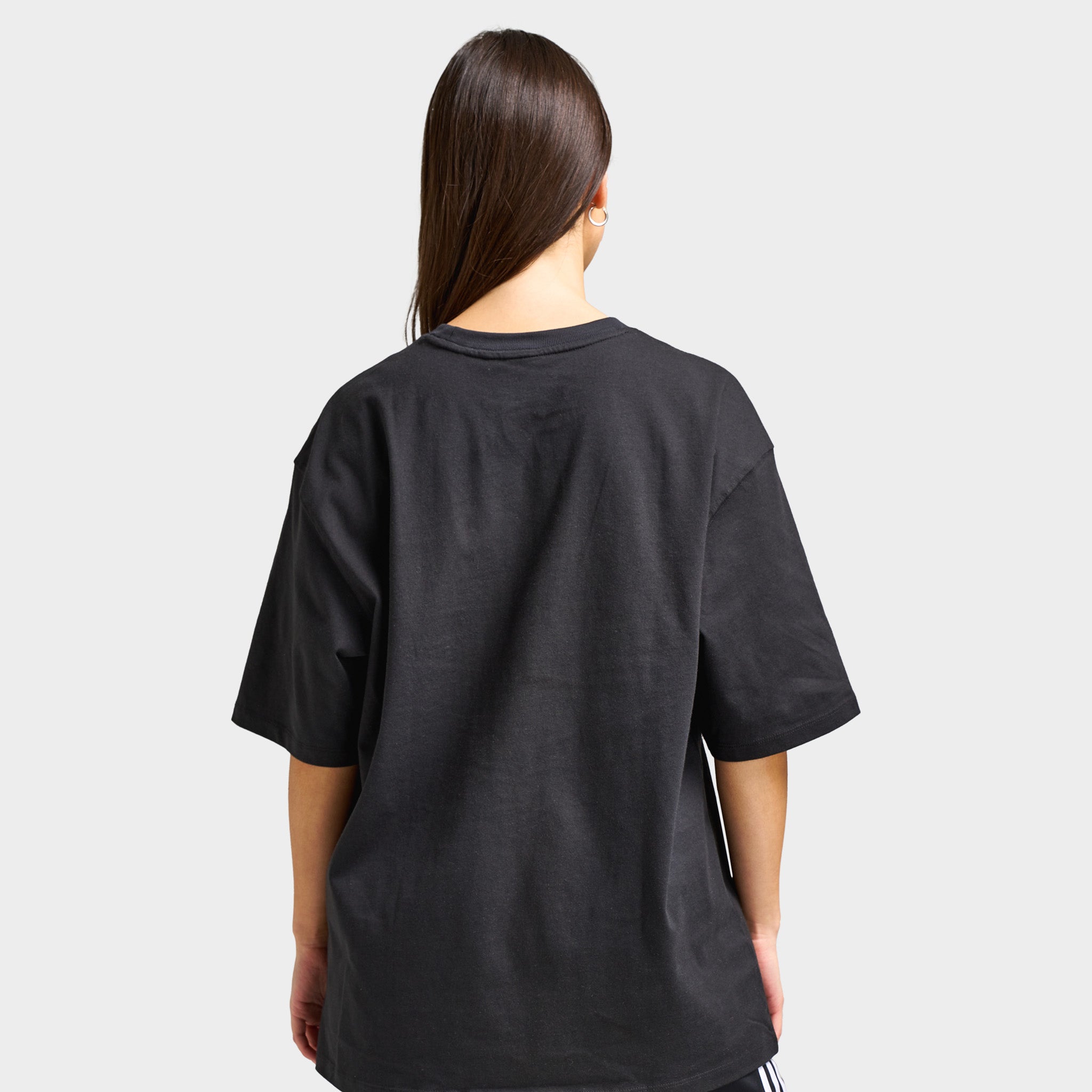 adidas Women's Oversized Heart Graphic Tee / Black – JD Sports
