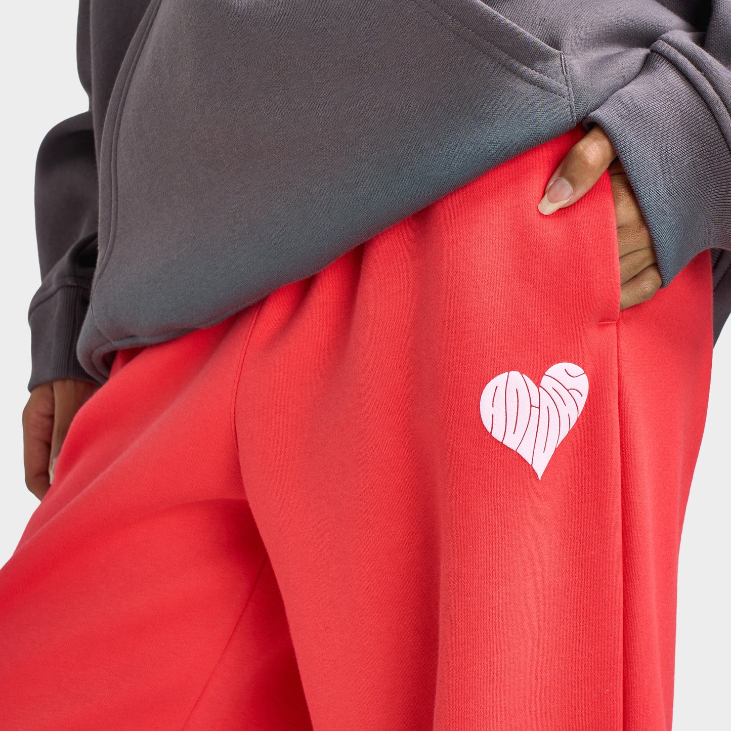 adidas Women's Bubble Heart Pants / Semi Lucid Red