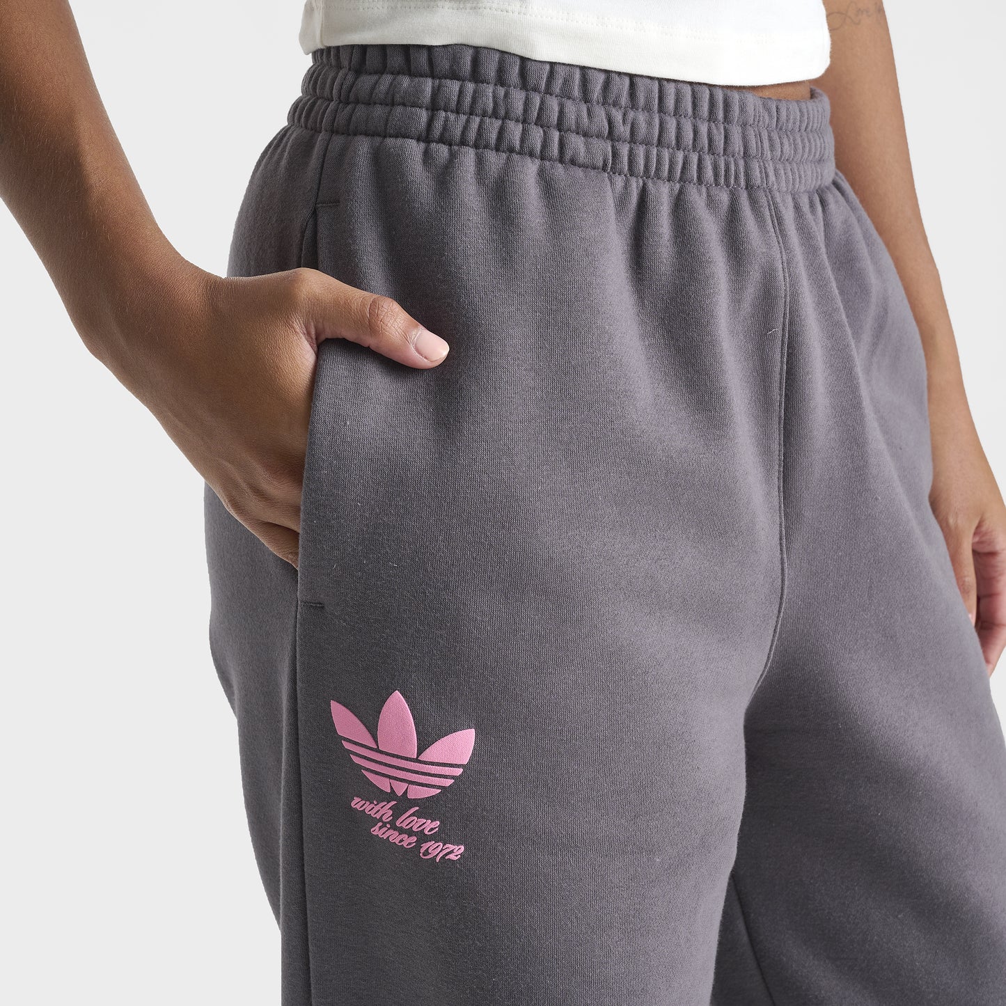 adidas Women's Bubble Heart Wide Leg Pants / Grey Fife