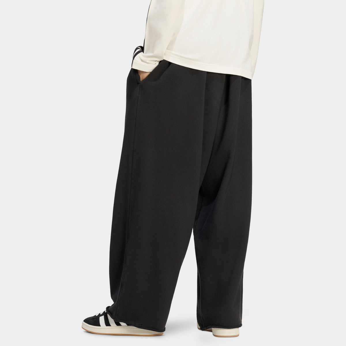 adidas Wide Leg Sweatpants / Black