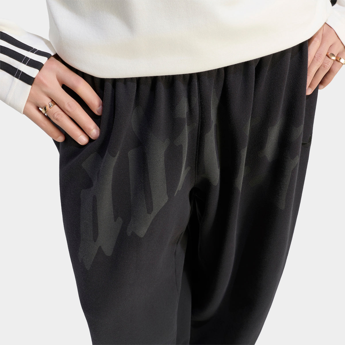 adidas Wide Leg Sweatpants / Black