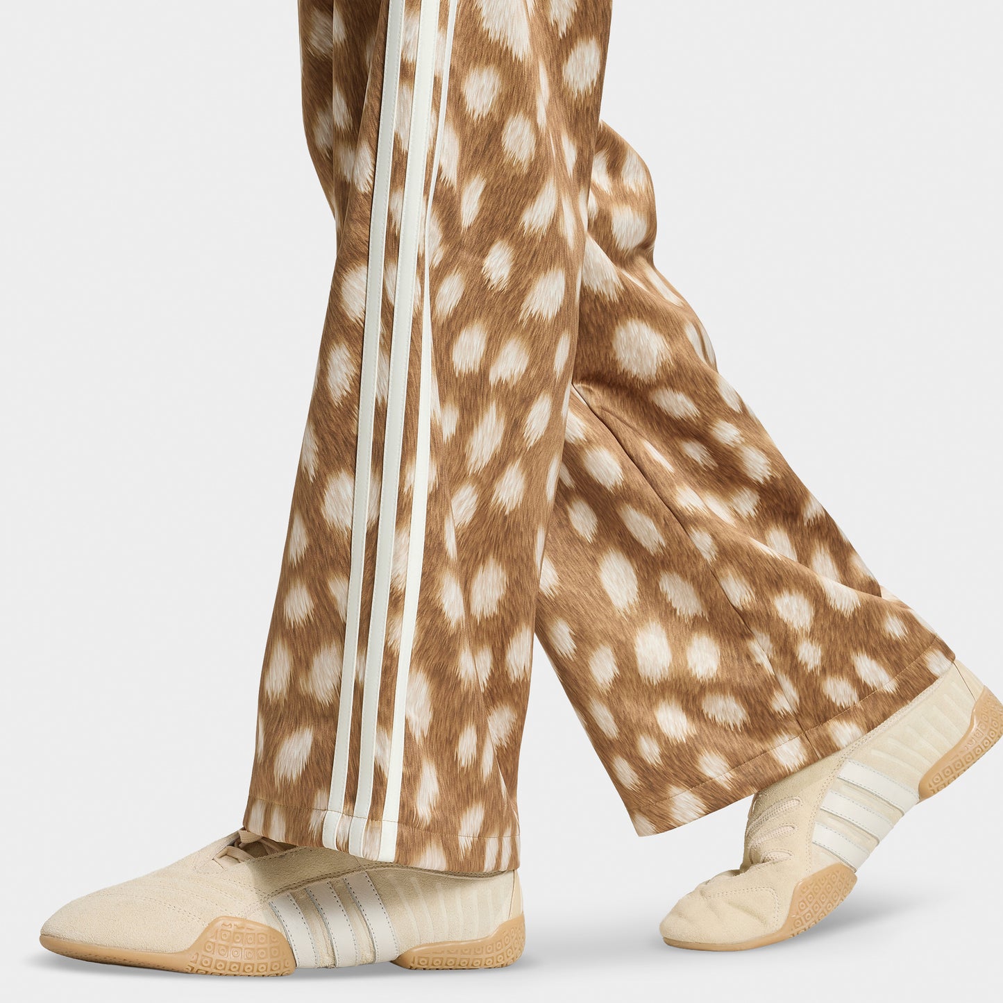 adidas pantalon de survêtement Firebird imprimé animal / brun désert