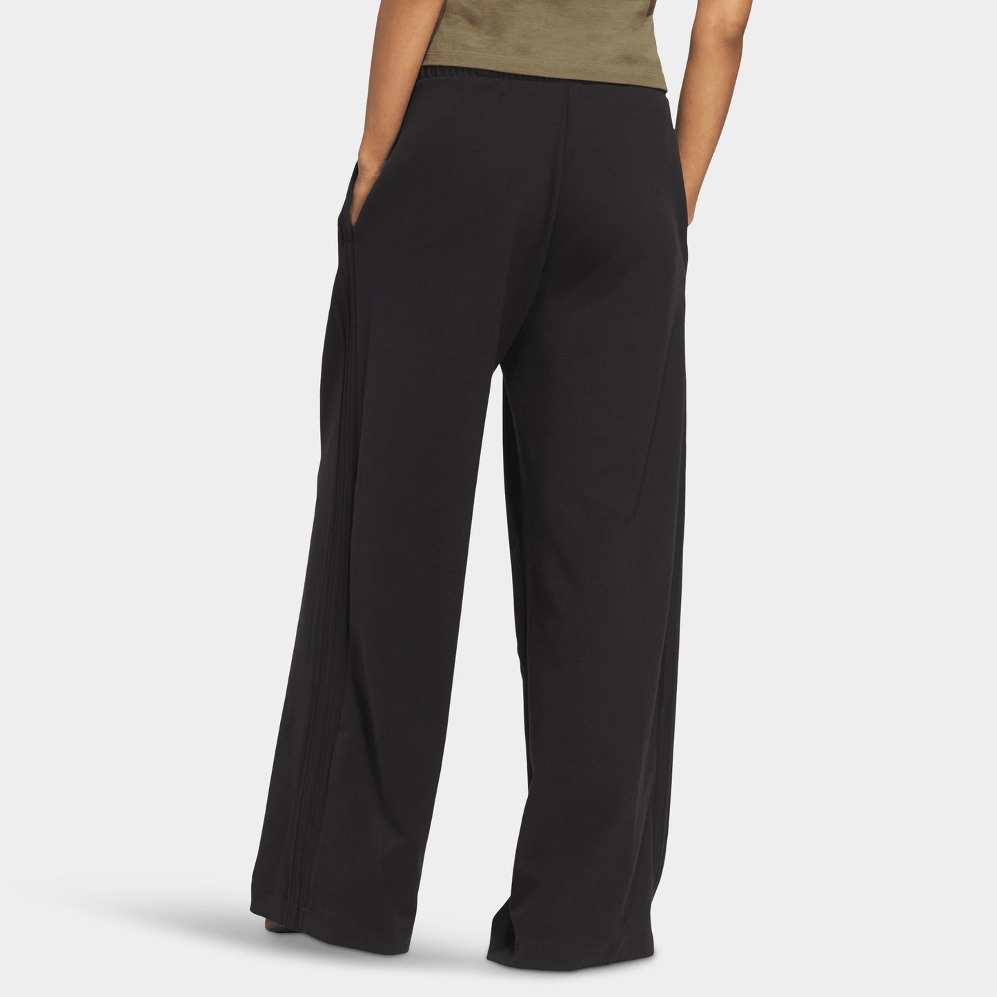 Adidas Essentials Pantalon Large Butter Soft Aura / Noir