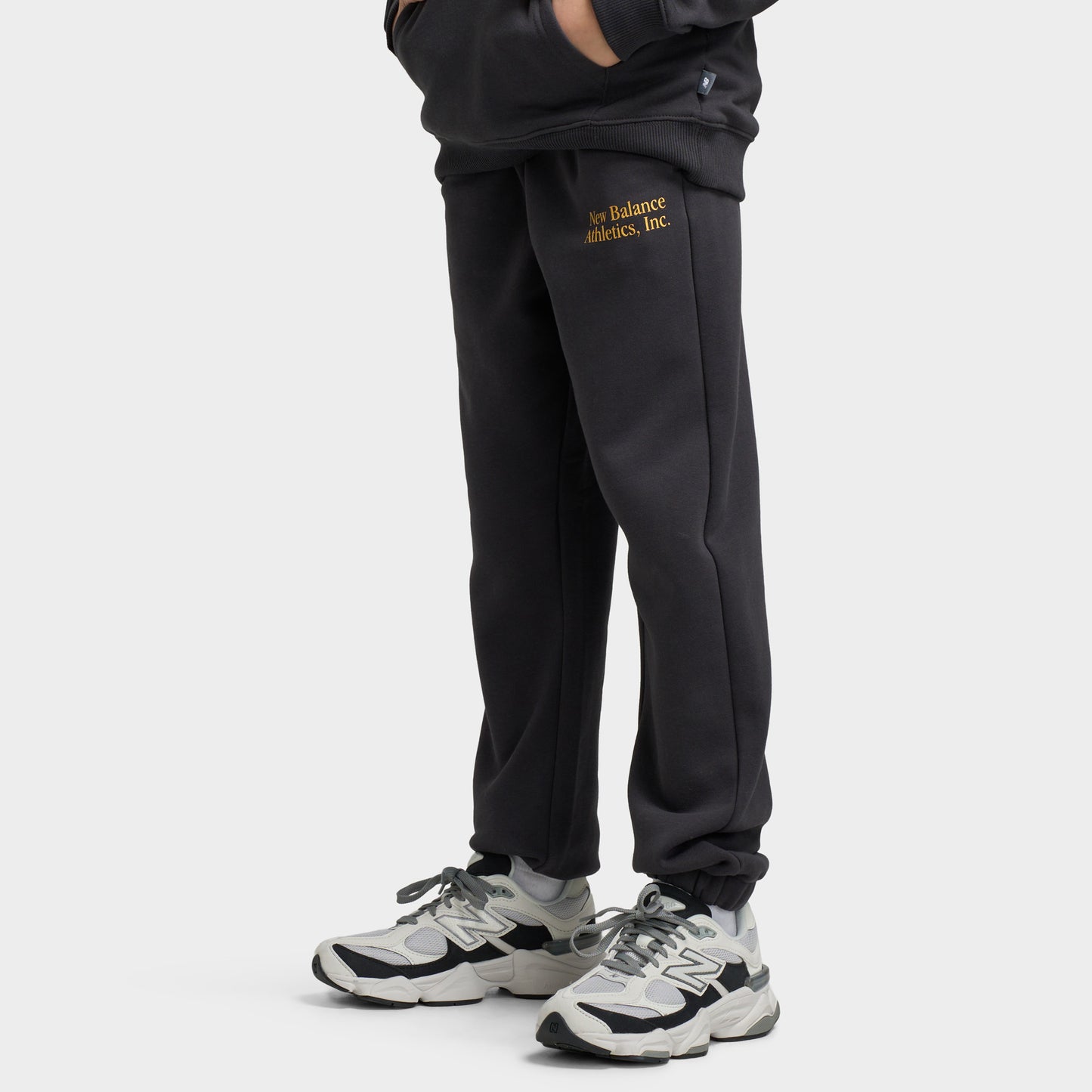 New Balance Juniors' Linear Logo Overlay Joggers / Caviar Bl