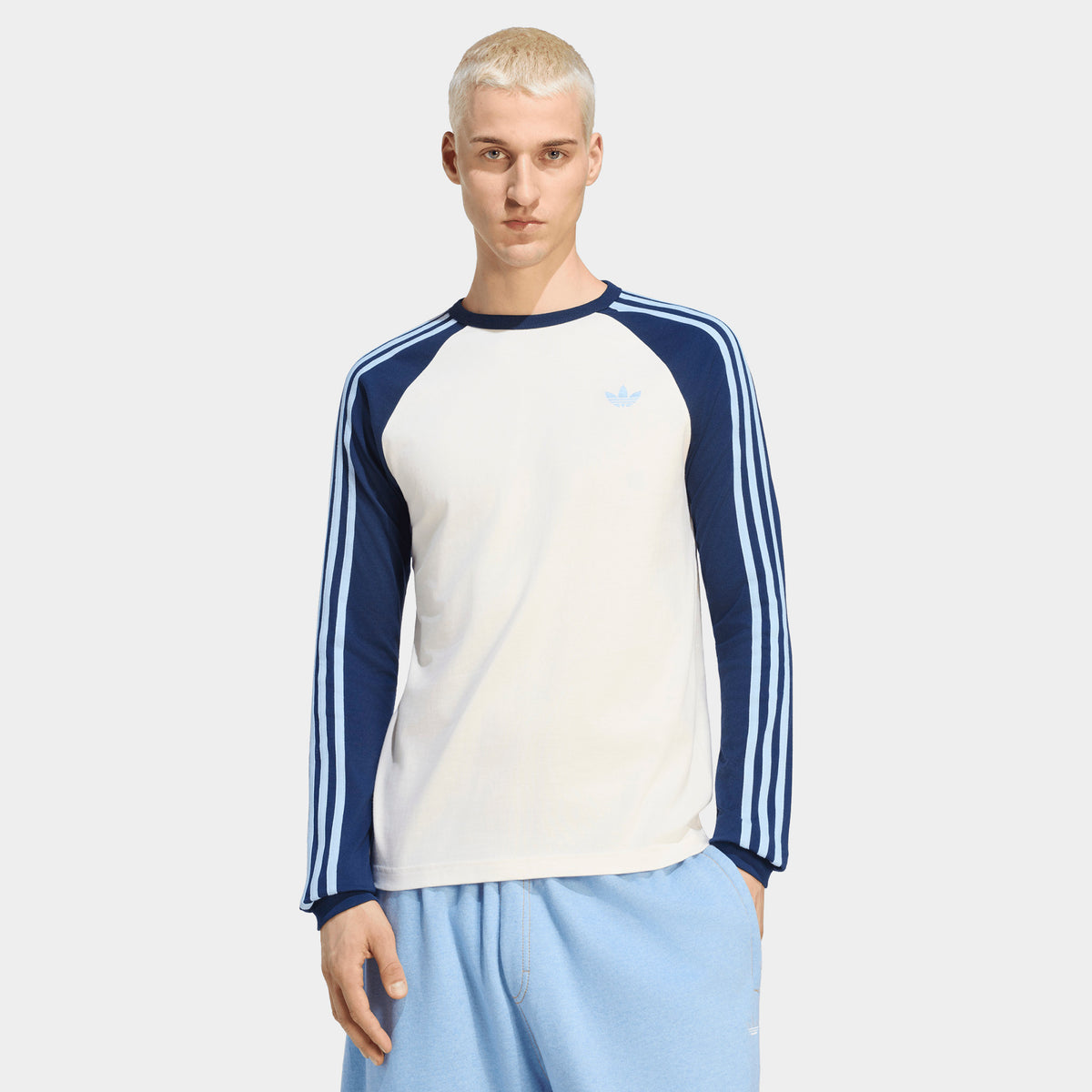 adidas T-shirt à manches longues avec 3 bandes / Blanc