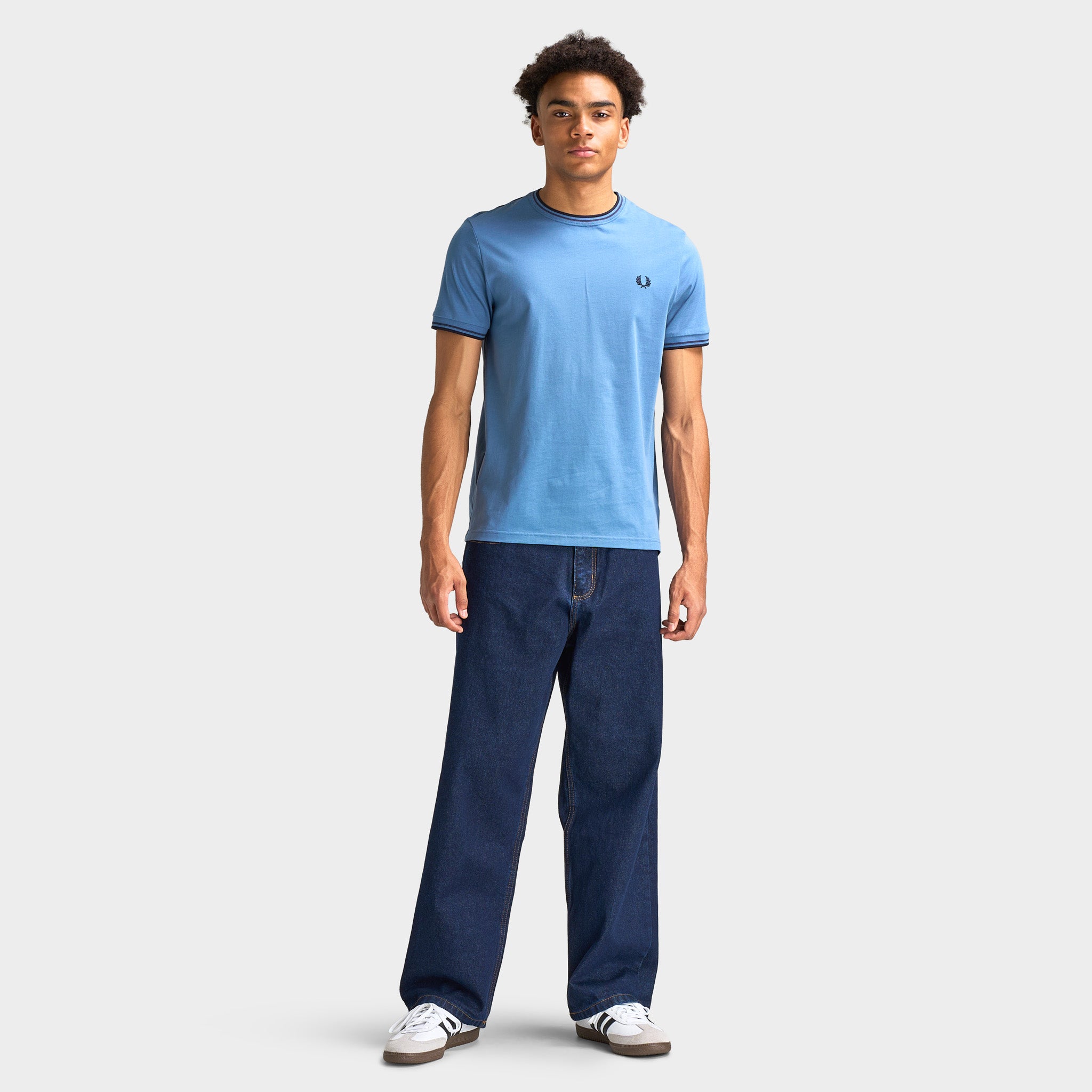 Fred Perry Twin Tipped T-Shirt Ace Blue / Navy / Tennis Blue – JD