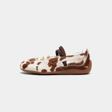 Puma Women’s Speedcat Ballet Cow “Chocolate Brown / Gum” shoe. Shop Women’s Shoes now at JD Sports.