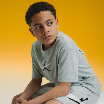 Des tenues faciles pour jouer tous les jours – Magasinez les ensembles assortis pour enfants dès maintenant chez JD Sports