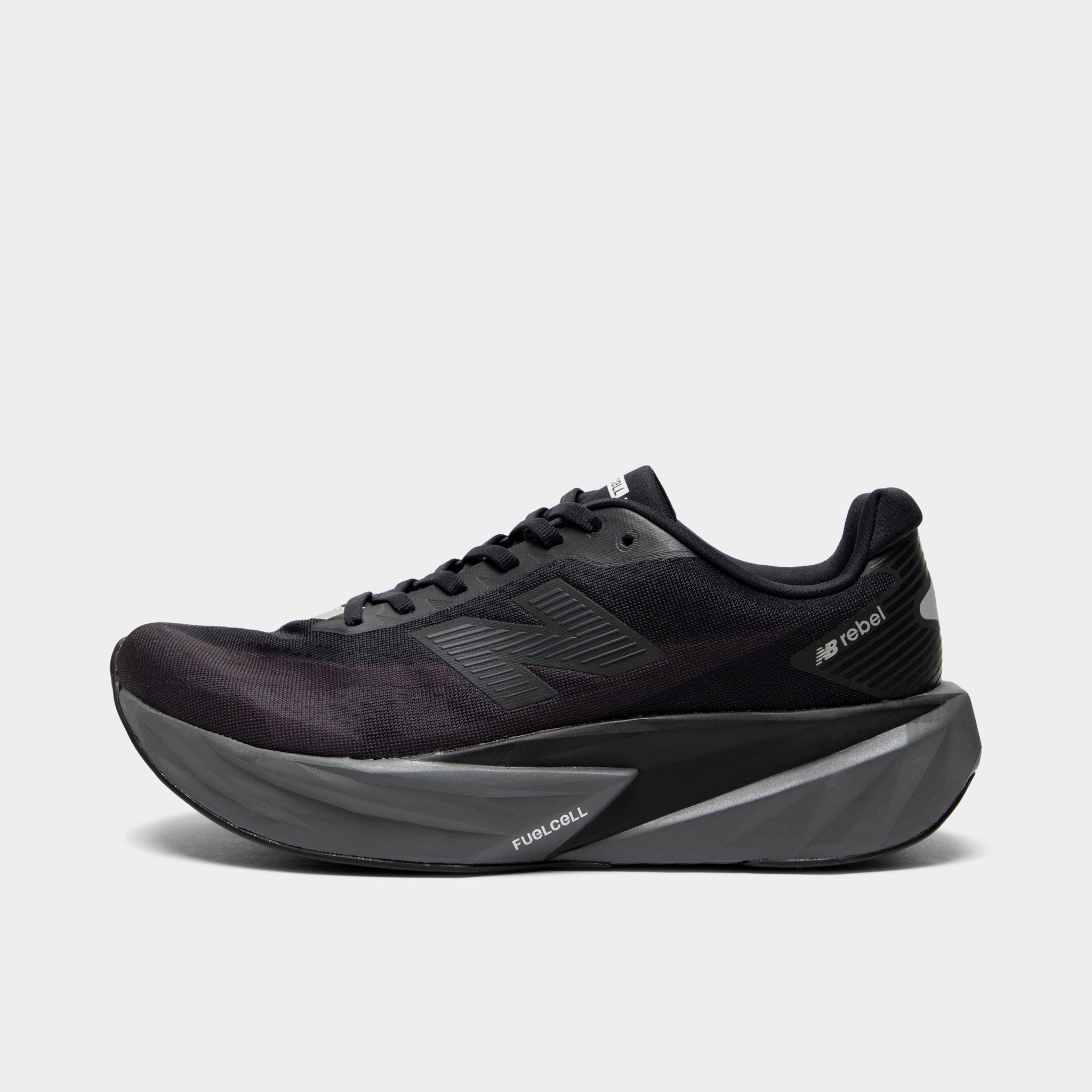 New Balance FuelCell Rebel v5 Black / Black – JD Sports