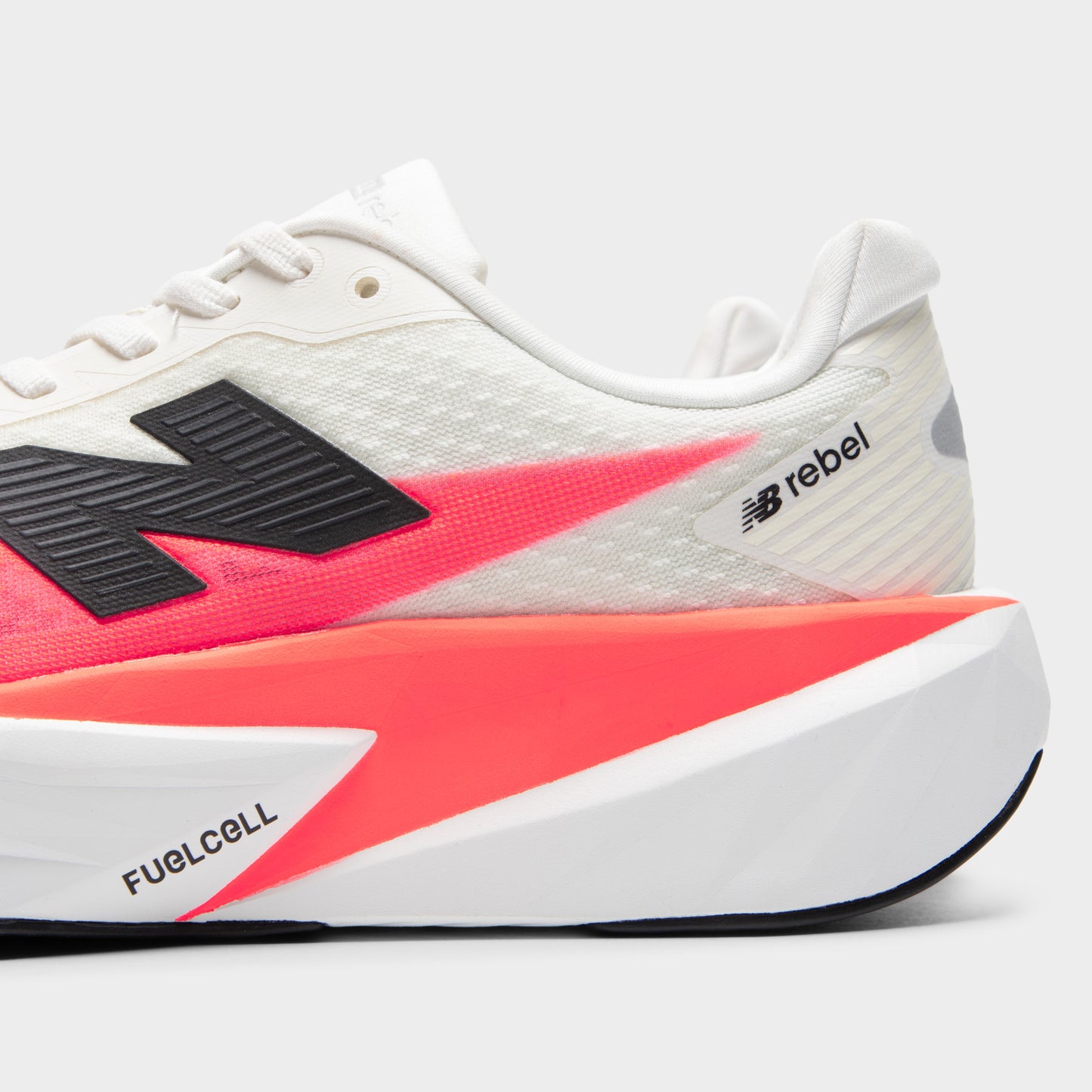 New Balance FuelCell Rebel v5 White / Pink