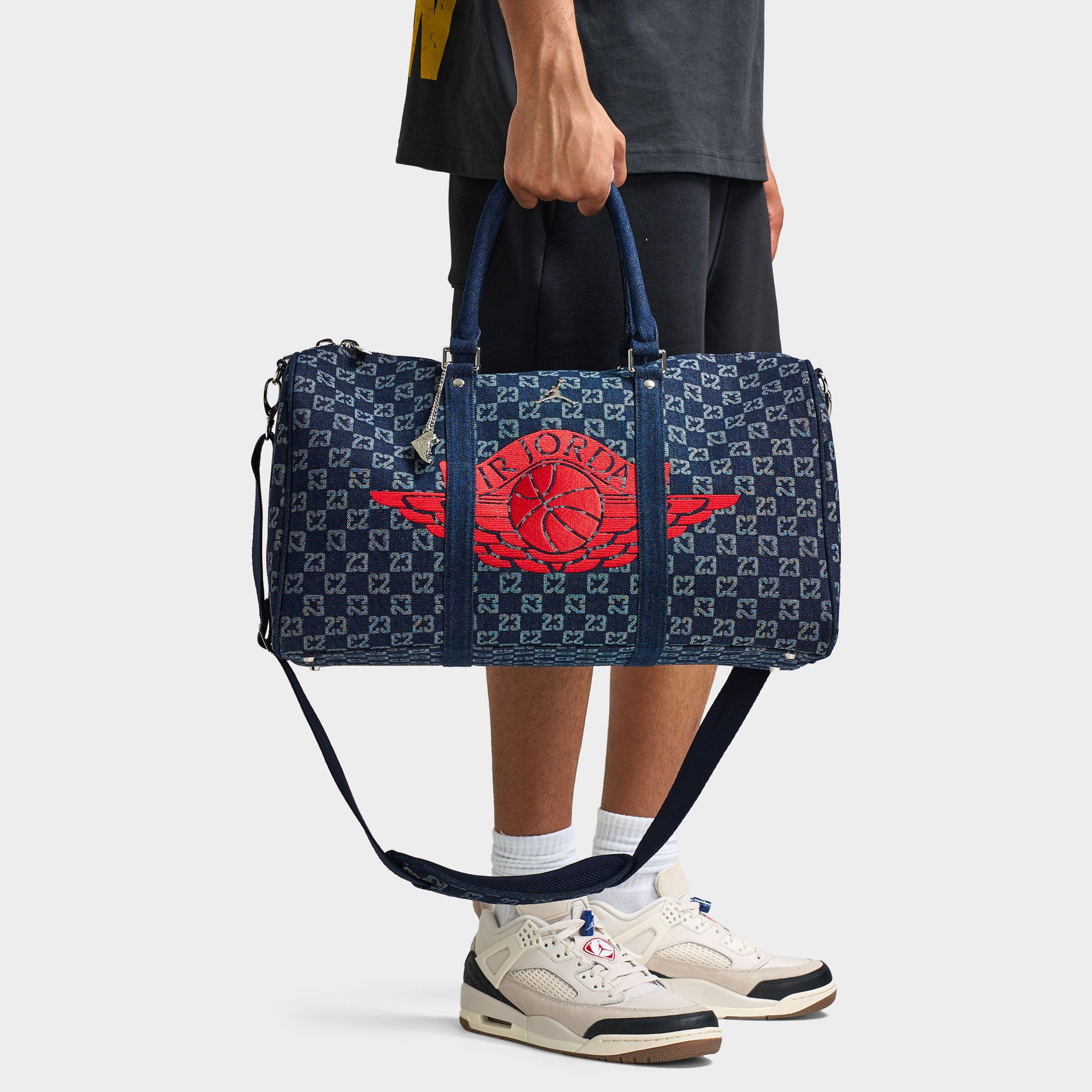Jordan Monogram Duffle Bag / Dark Indigo Rinse – JD Sports