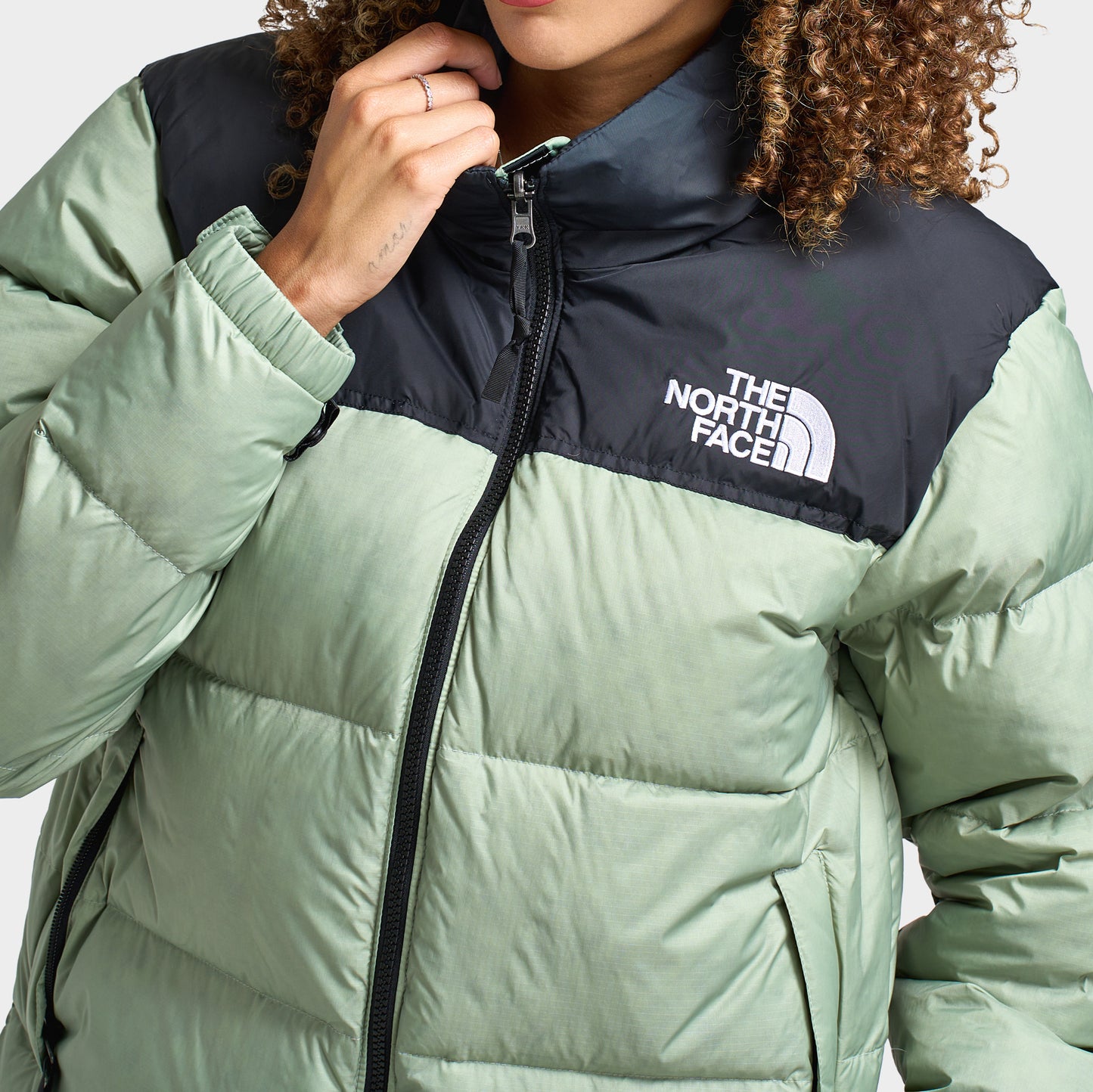 The North Face Women's 1996 Retro Nuptse Jacket / Slate Moss