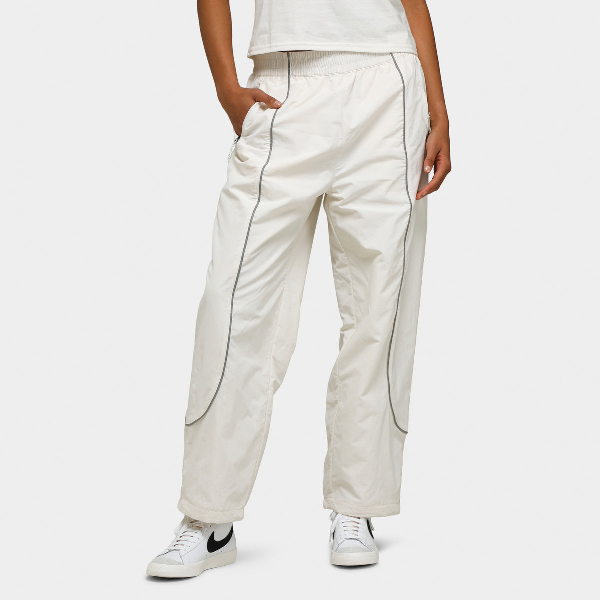 The North Face Women’s Tek Piping Wind Pants / Gardenia White | JD ...