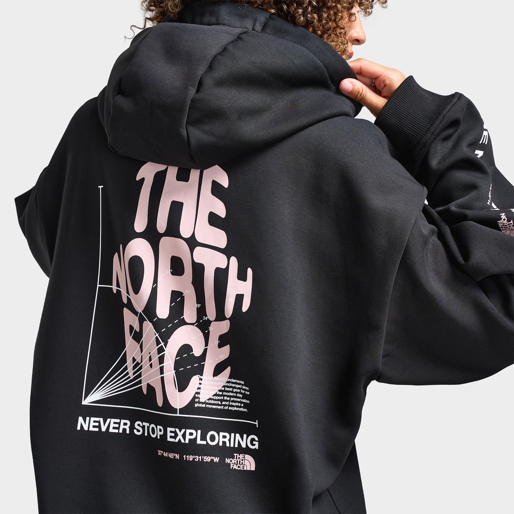 The North Face Women's Balanced Oversized Hoodie / Black – JD Sports