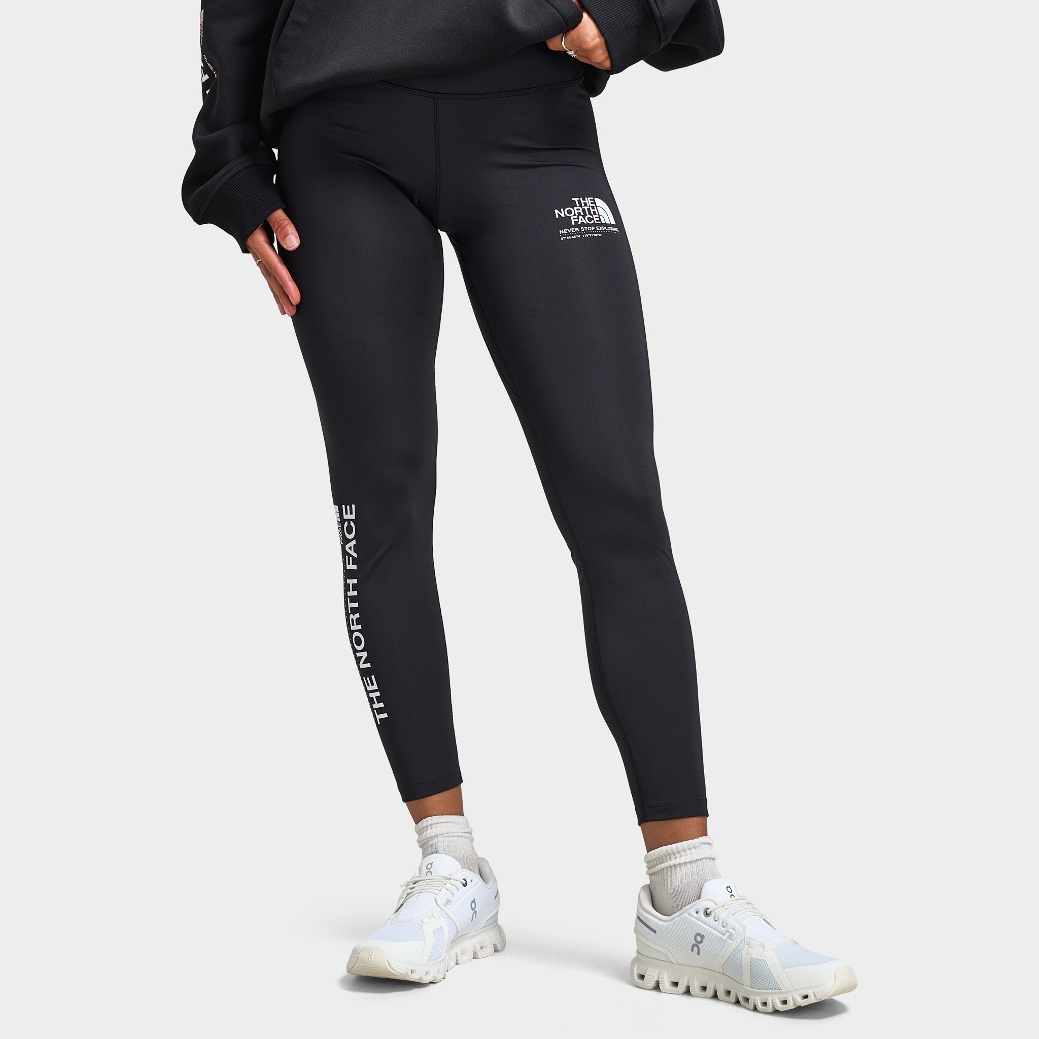 The North Face Women's Perf Leggings Graphic / Black – JD Sports