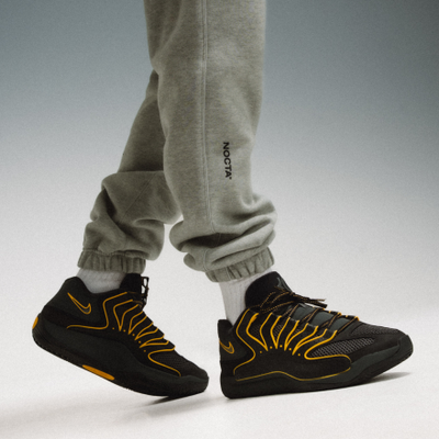 Chaussure Nike KD 18 « Noir / Or universitaire - Anthracite ». Magasinez les soldes pour hommes dès maintenant chez JD Sports.