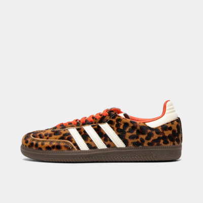 Chaussure adidas Originals Samba OG pour femmes « Noir principal / Rouge tendre - Blanc crème ». Magasinez les nouveautés pour femmes dès maintenant chez JD Sports.