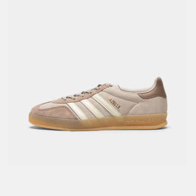 adidas Women's Gazelle "Light Brown / Off White - Gum" shoe. Shop Women's Shoes now at JD Sports