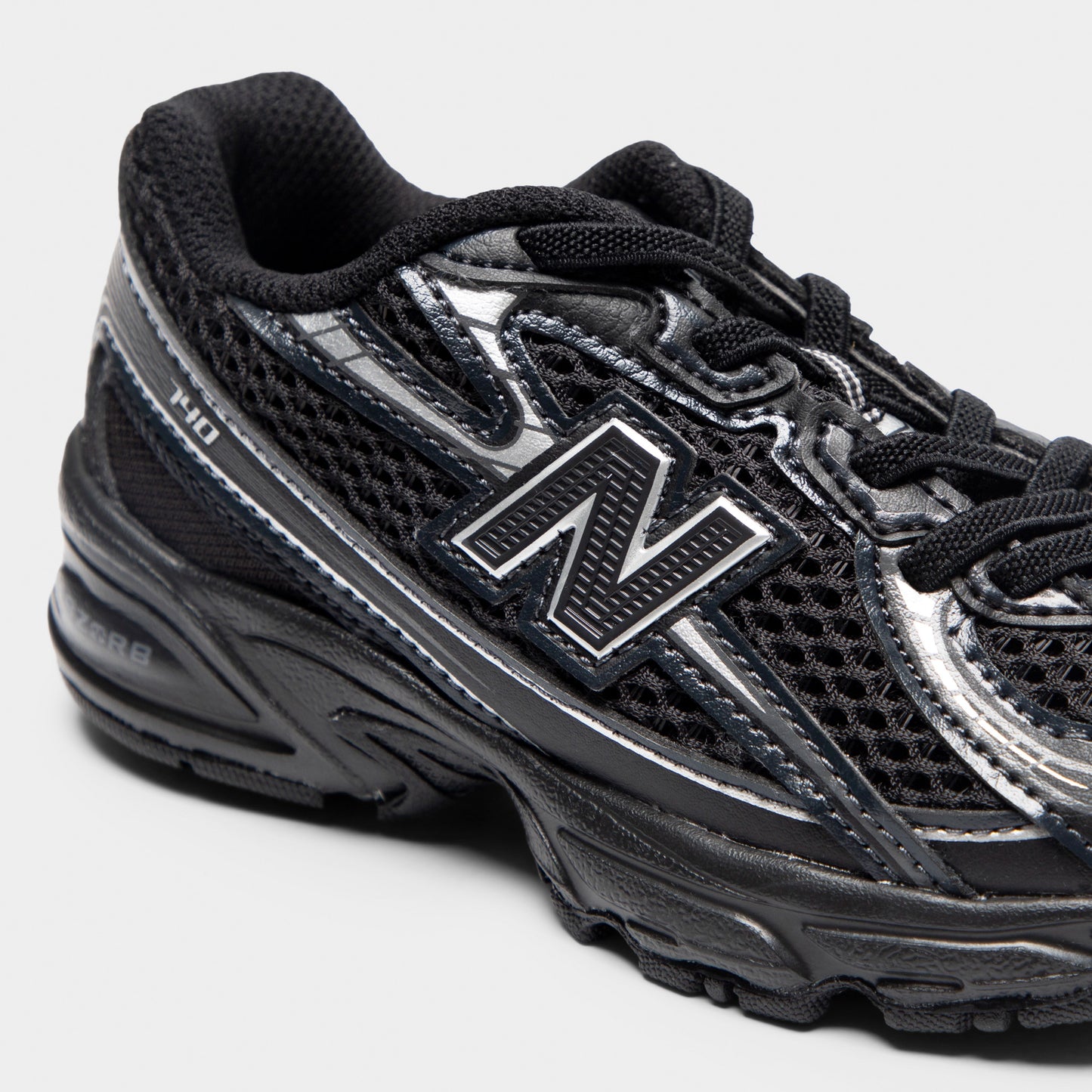 New Balance Children's 740 Black / Silver Metallic