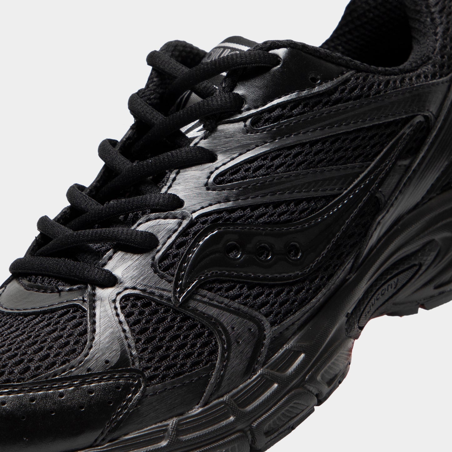 Saucony Ride Millunium Black / Black