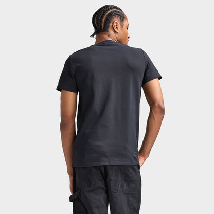 Fred Perry Badge T-Shirt / Black