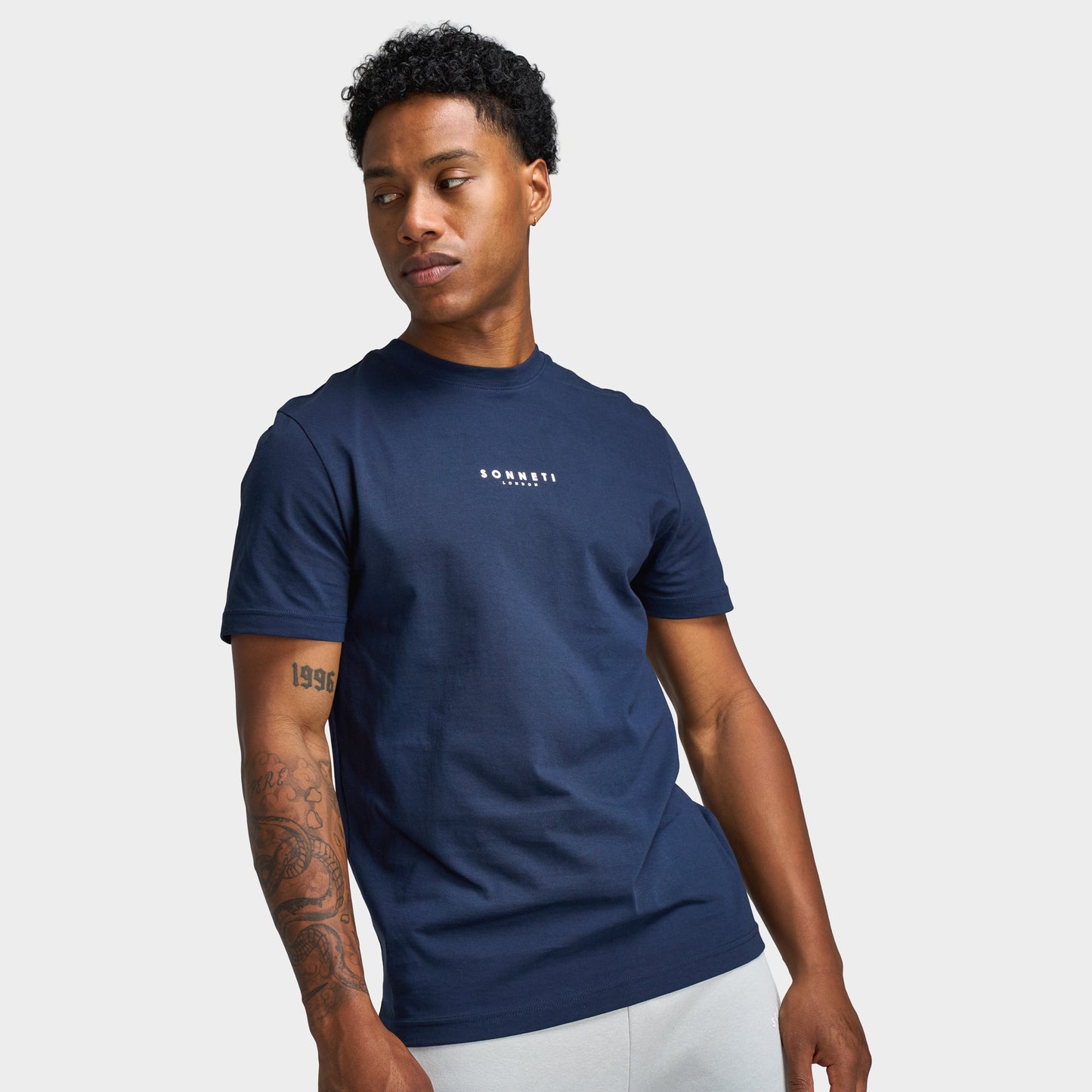 Sonneti London T-Shirt / Navy Blazer