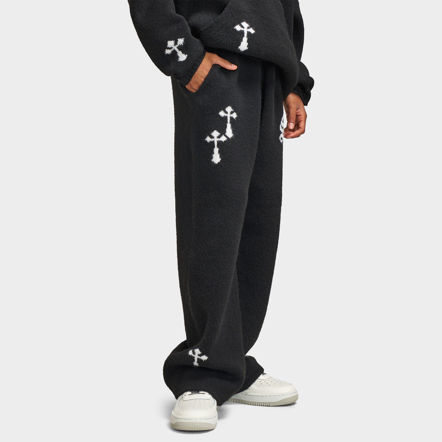 Supply & Demand Juniors' Rustic Knit Pants / Black