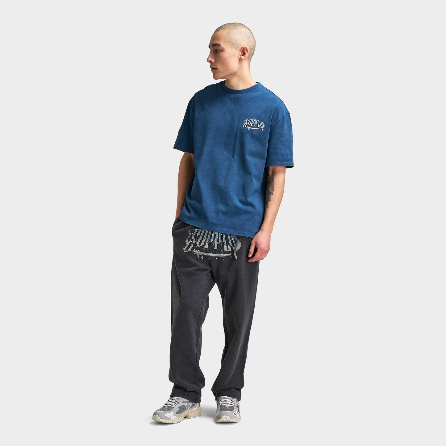 Supply & Demand Chrome Star Graphic T-Shirt / Washed Dark Denim