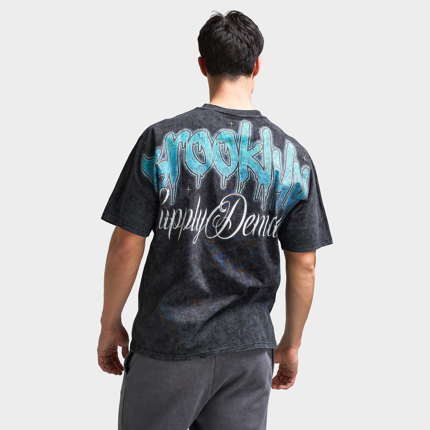 Supply & Demand Irvine T-Shirt Graphique / Noir Délavé