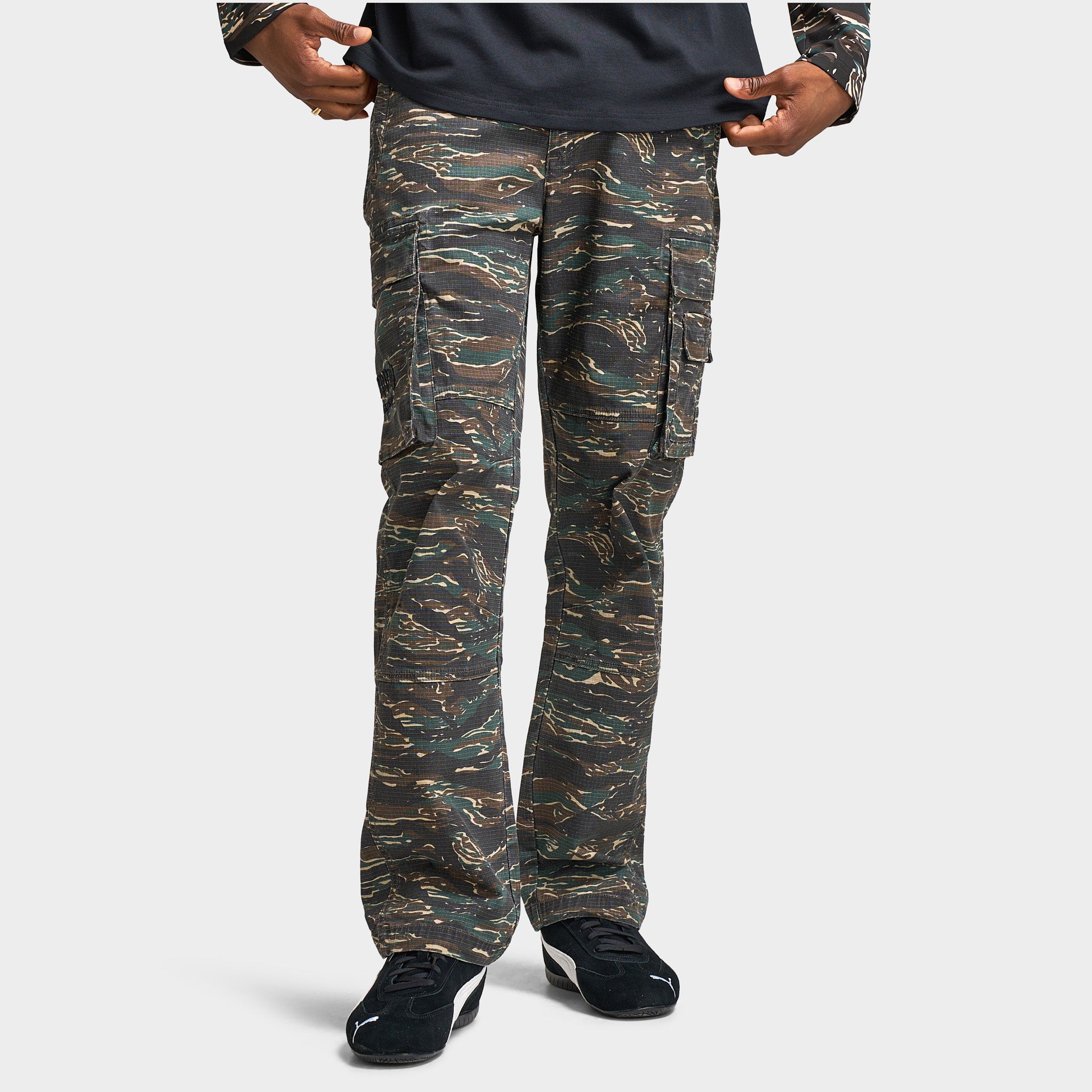 Supply & Demand Strap Cargo / B&W Woodland Camo – JD Sports