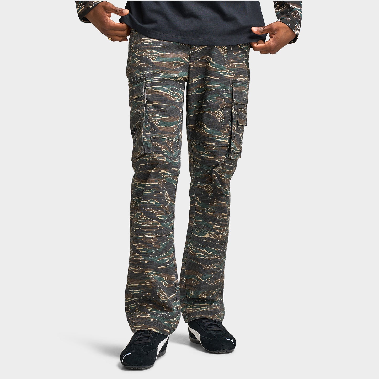 Supply & Demand Strap Cargo / B&W Real Tree