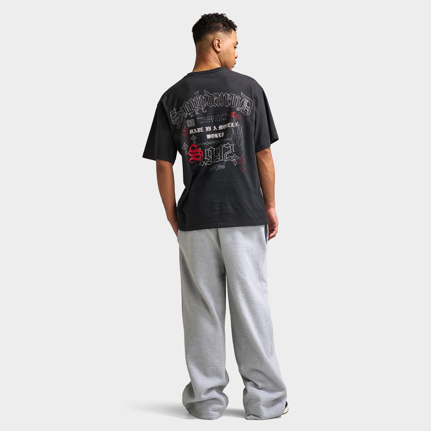 Supply & Demand Farish T-shirt / Noir délavé