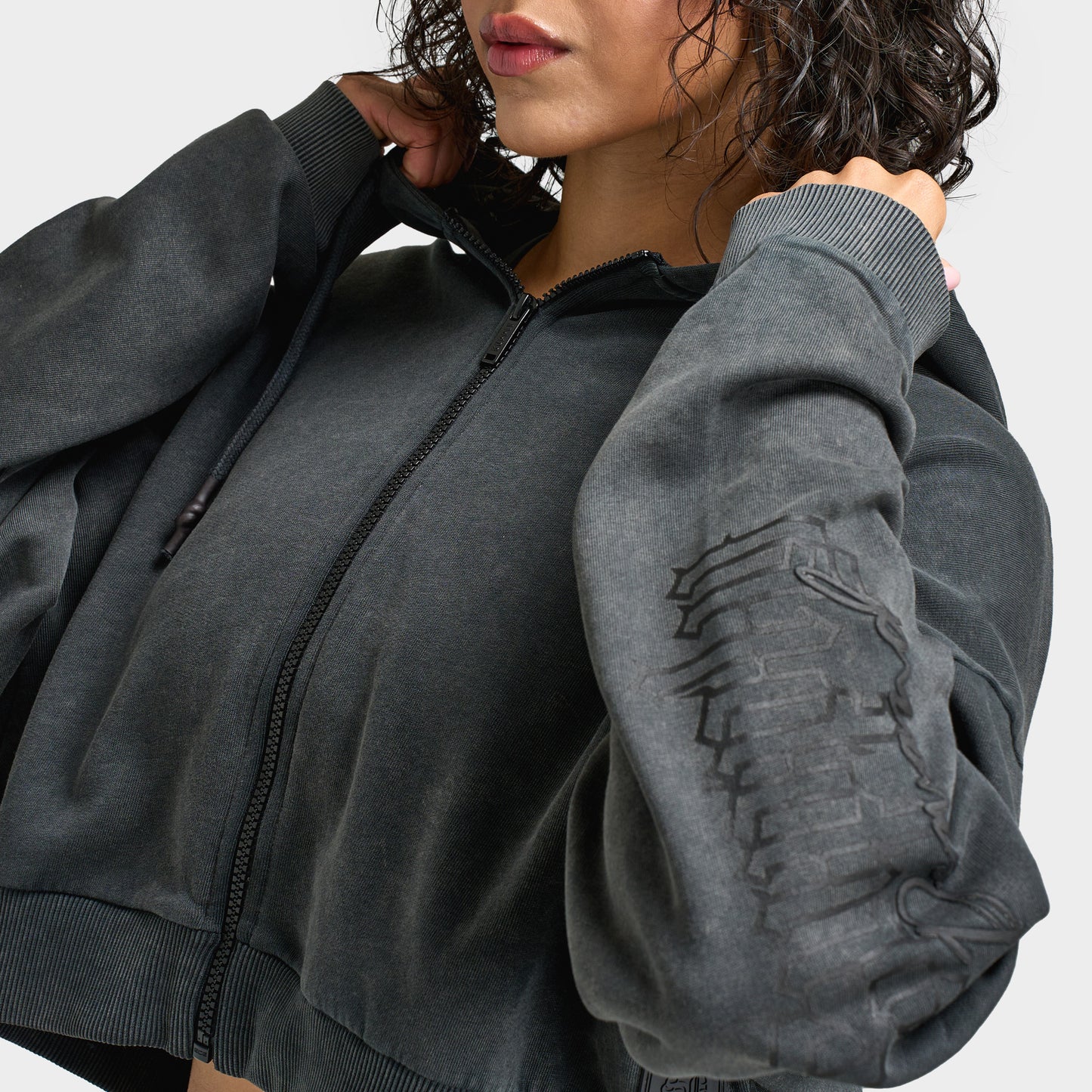 Supply & Demand Chandail à capuche entièrement zippé Monair Boxy pour femme / Gris délavé