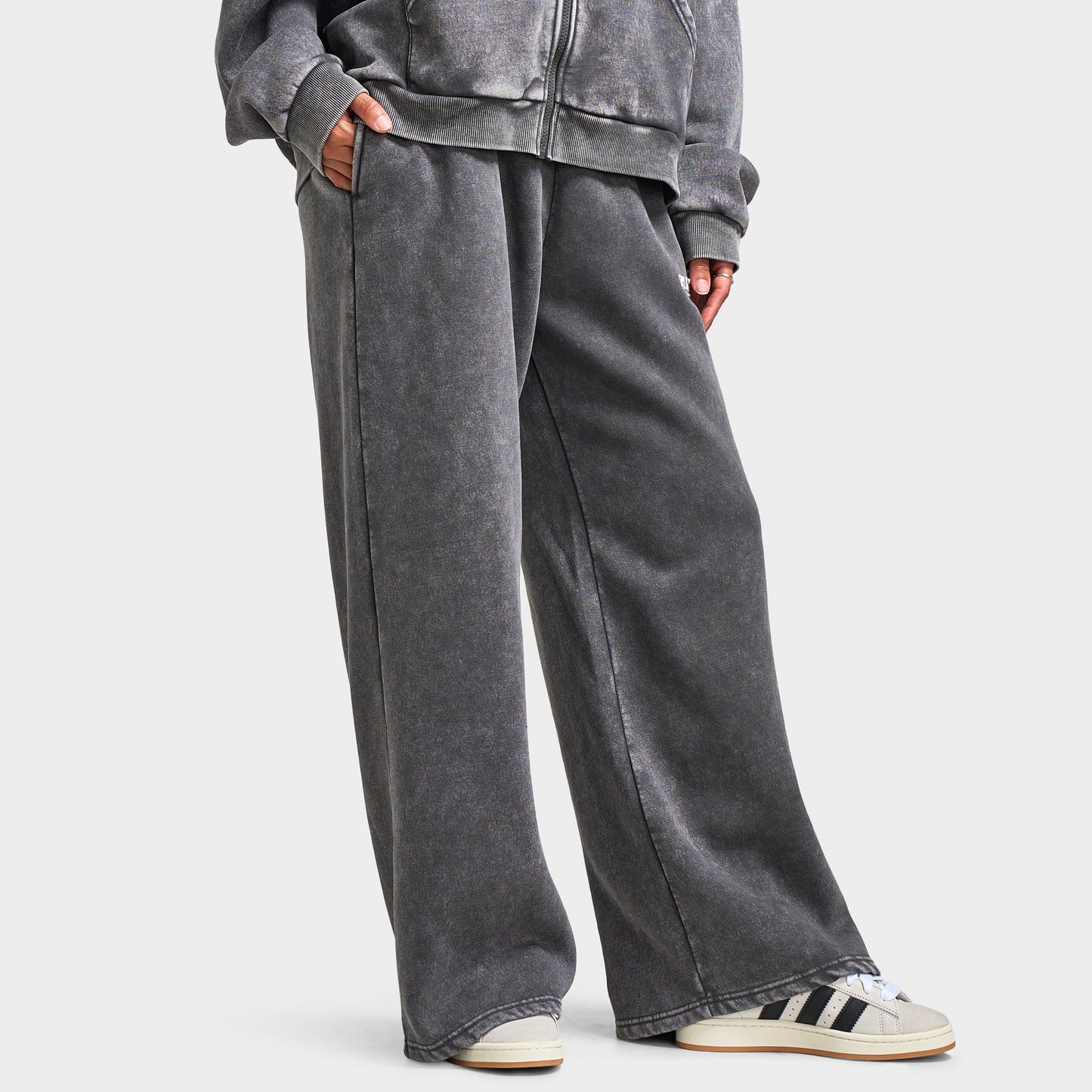 Supply & Demand Women's Scorp Wide Leg Joggers / Dark Grey Wash