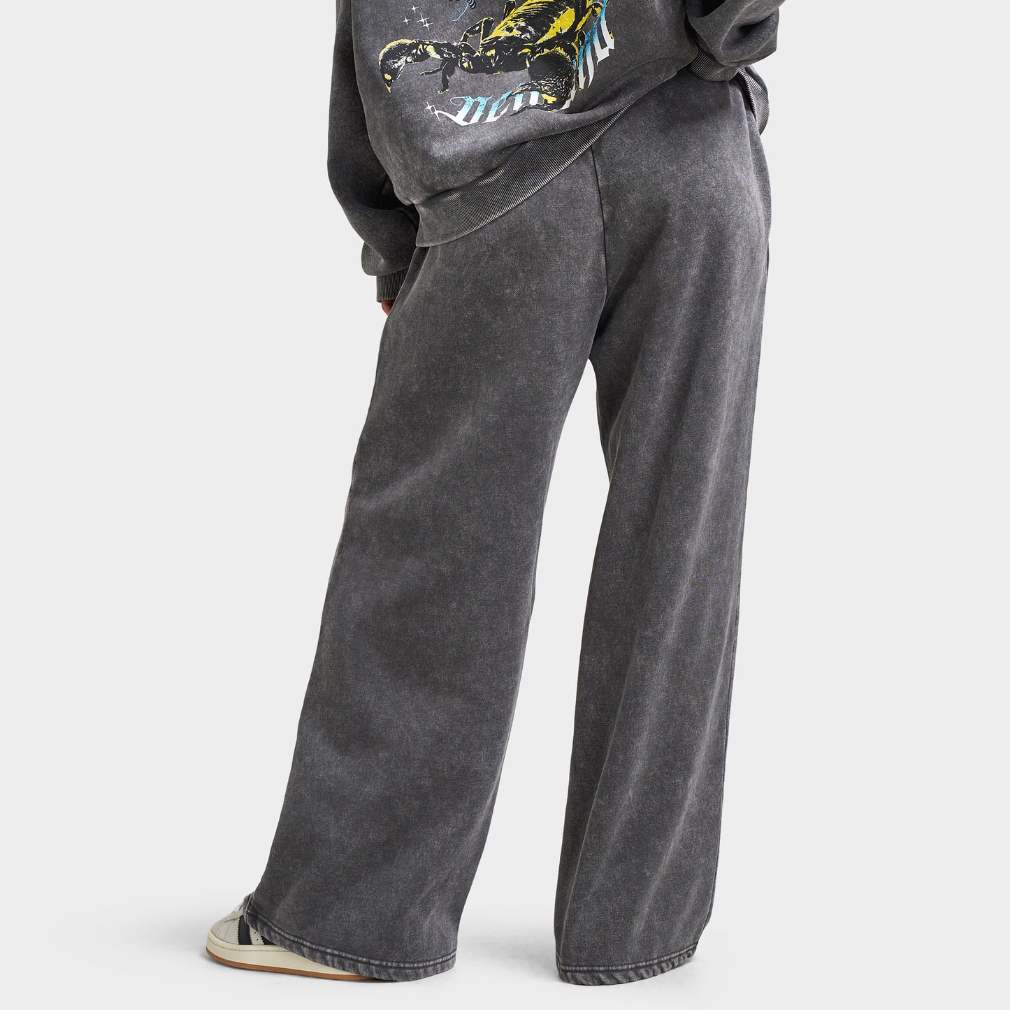 Supply & Demand Women's Scorp Wide Leg Joggers / Dark Grey Wash