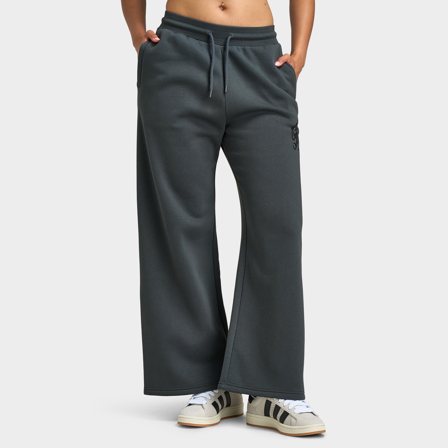 Supply & Demand Pantalon de jogging à jambes larges Spray pour femme / Gris foncé avec diamants
