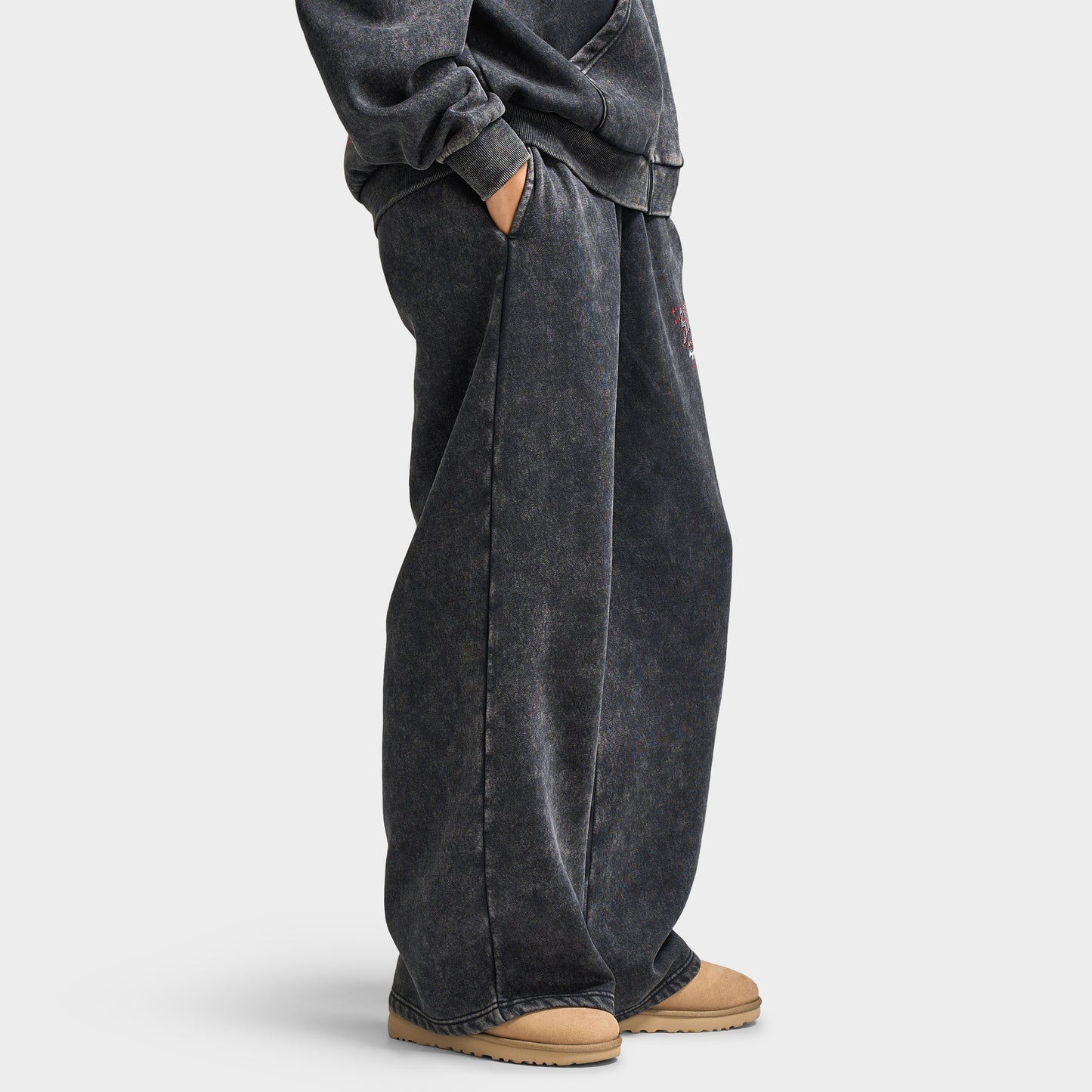 Supply & Demand Women's Angel Dream Joggers / Washed Black