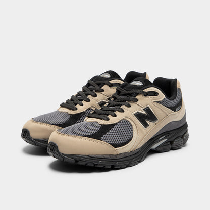 New Balance 2002R Black / Brown