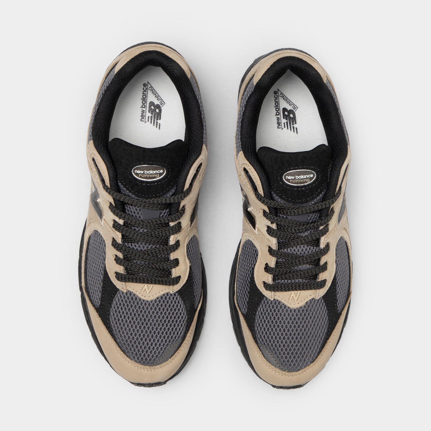 New Balance 2002R Black / Brown
