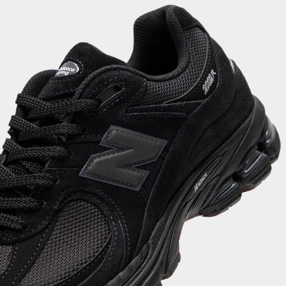New Balance 2002R Black / Metallic