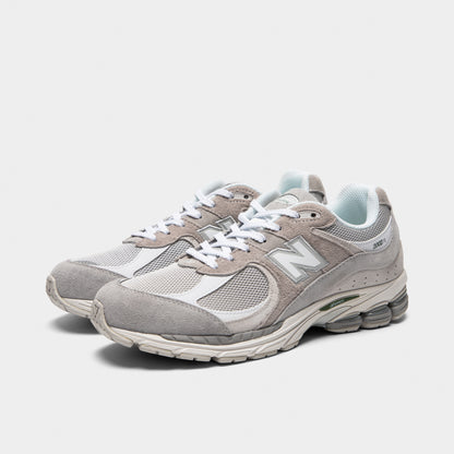 New Balance 2002R Black / White