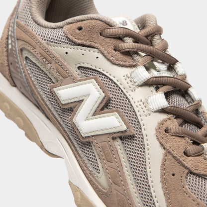 New Balance 204L Mushroom / Arid Stone - White