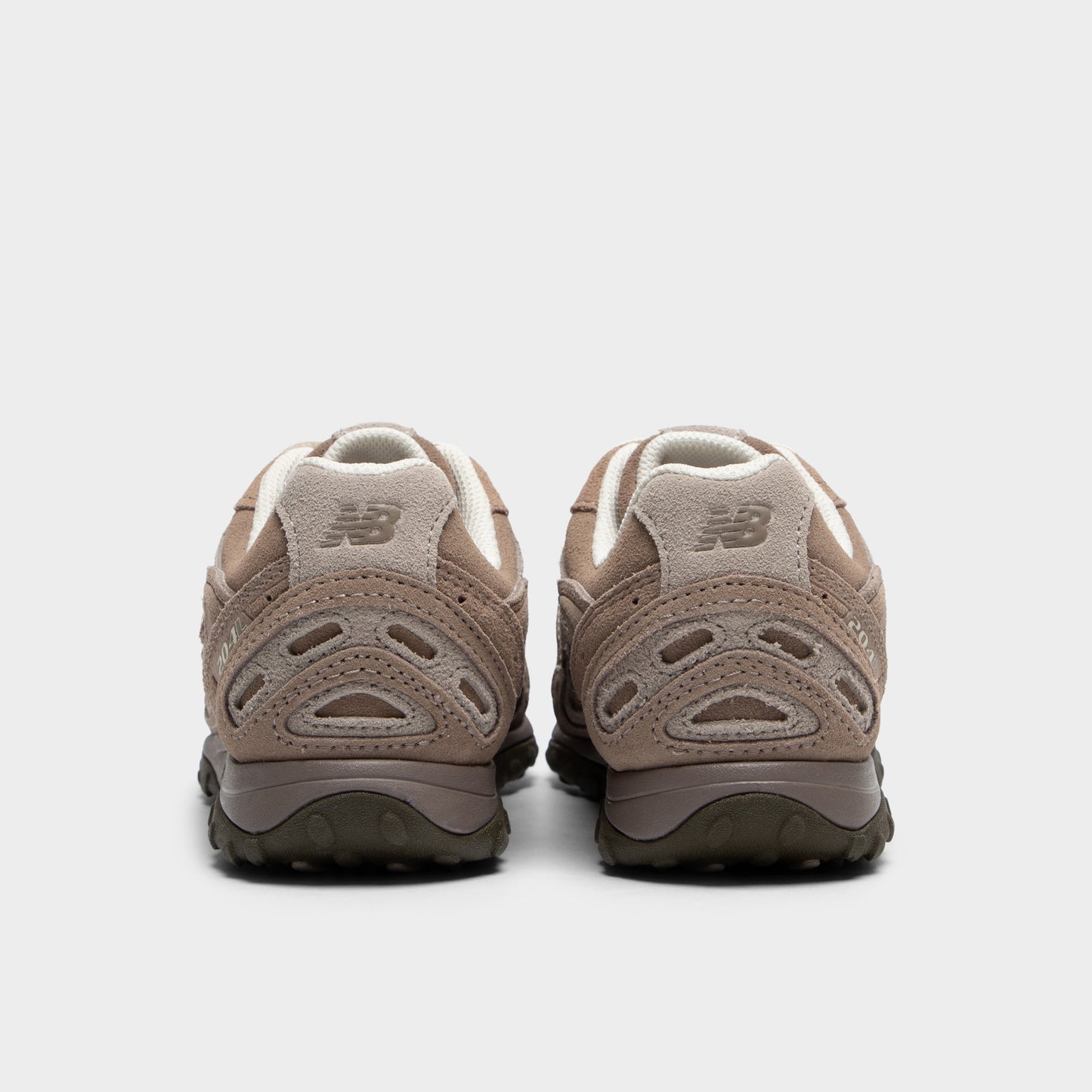 New Balance 204L Mushroom / Arid Stone