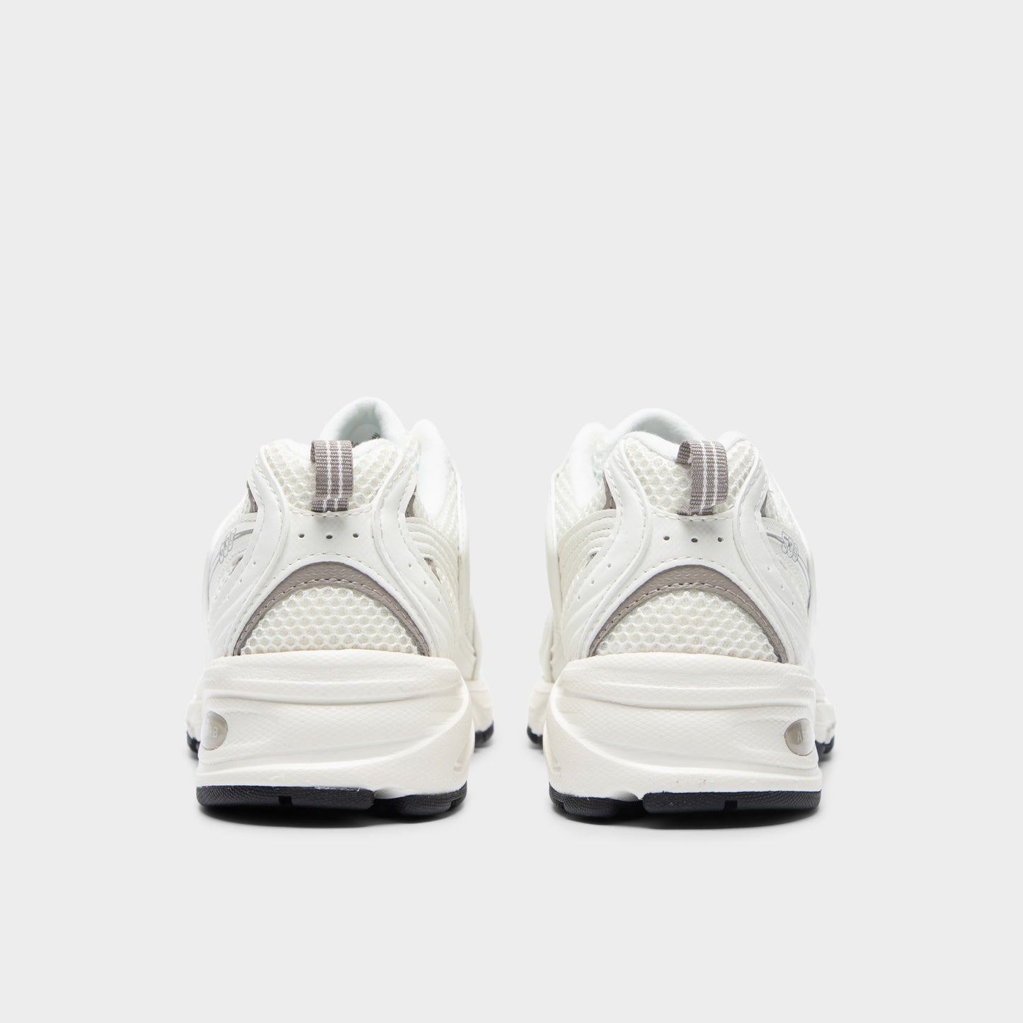 New Balance 530 Sea Salt / Arid Stone
