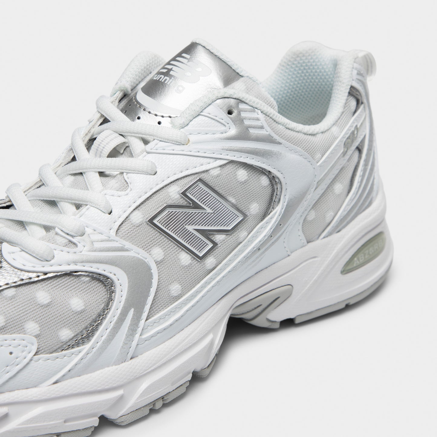 New Balance 530 White / Silver Metallic