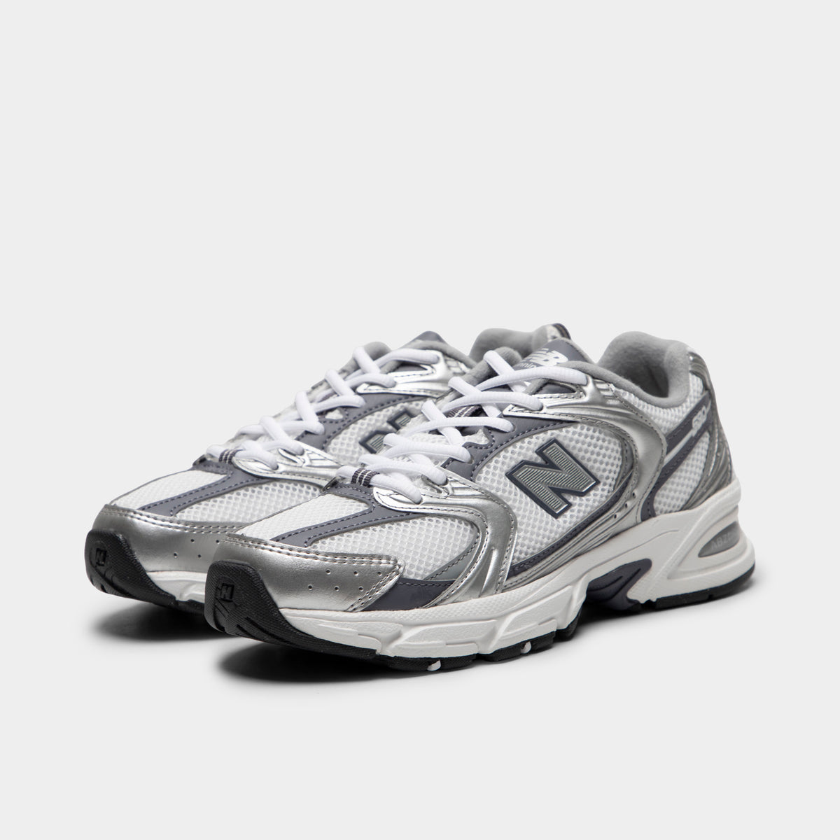 New Balance 530 / Silver Metallic