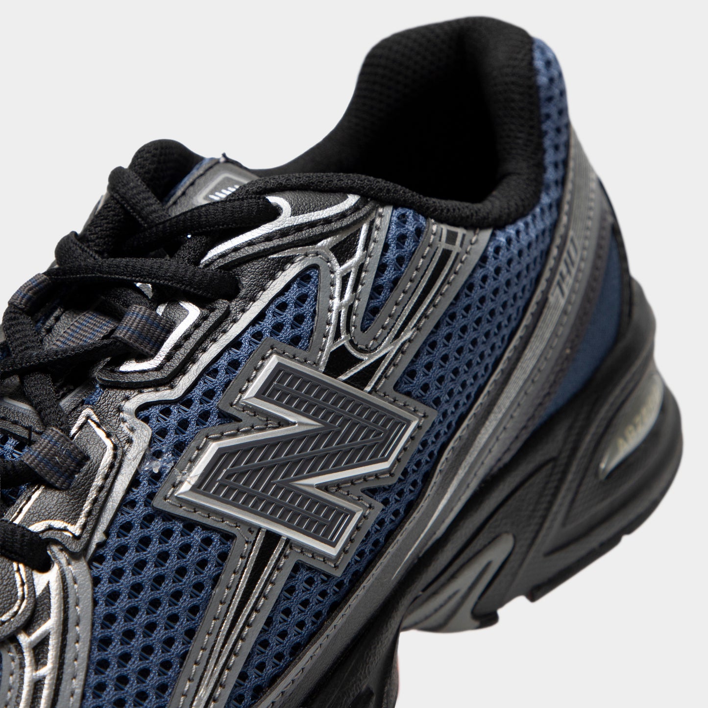 New Balance 740 Vintage Indigo / Magnet - Shadow Grey