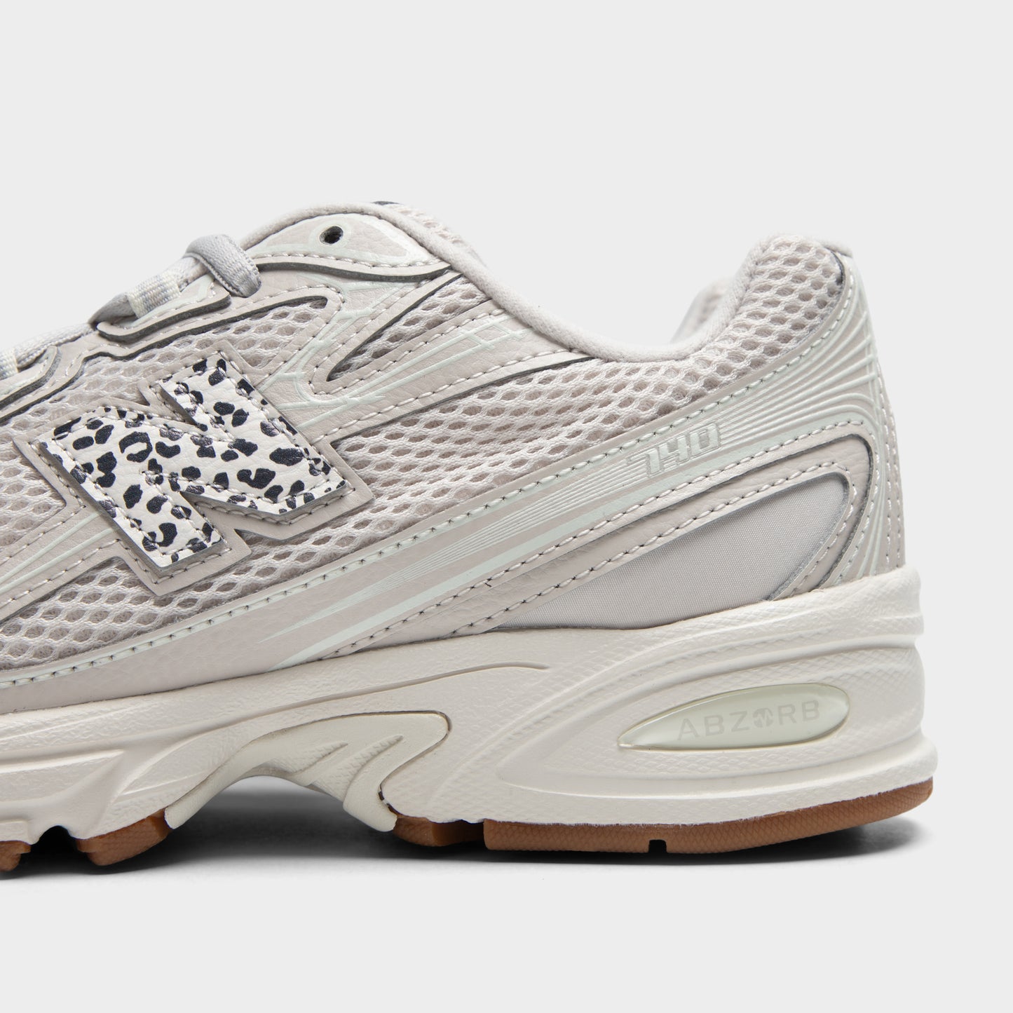 New Balance 740 Moonbeam / Sel marin